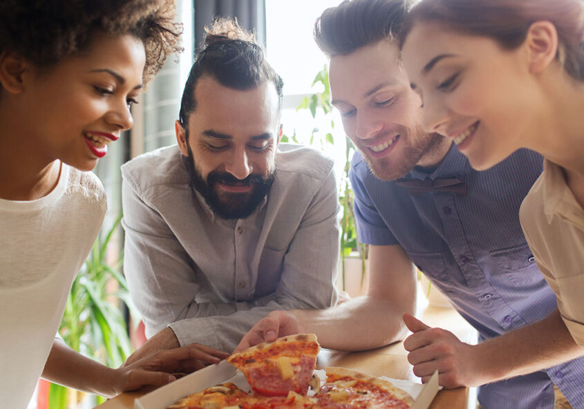 Ravintolan ja kahvilan asiakasohjelma ja tiedolla johtaminen